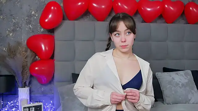 TheEmma online show from 02/16/25, 02:32