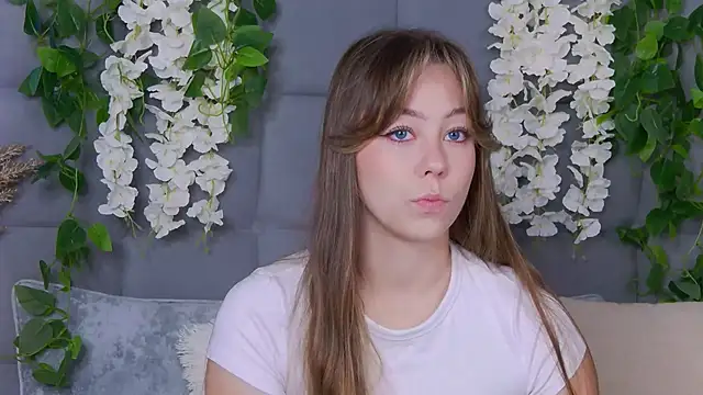 TheEmma online show from 10/17/25, 05:54