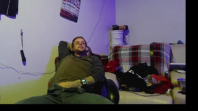 JamesMichael88 online show from 02/26/25, 03:21