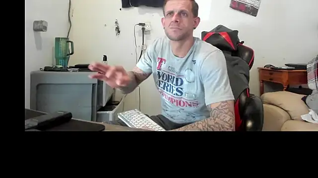 JamesMichael88 online show from 03/01/25, 08:42