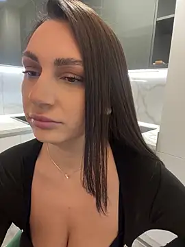 Snapshot of claraxjoyy chatting on 01/15/25, 04:36 claraxjoyy online show from 01/15/25, 04:36