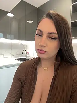 Snapshot of claraxjoyy chatting on 01/23/25, 07:43 claraxjoyy online show from 01/23/25, 07:43