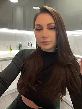 Snapshot of claraxjoyy chatting on 02/18/25, 04:26 claraxjoyy online show from 02/18/25, 04:26