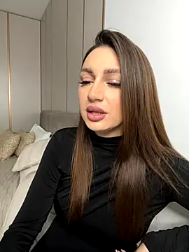 Snapshot of claraxjoyy chatting on 11/06/25, 05:19 claraxjoyy online show from 11/06/25, 05:19