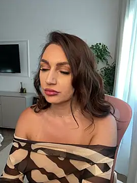 claraxjoyy online show from 06/17/26, 04:30