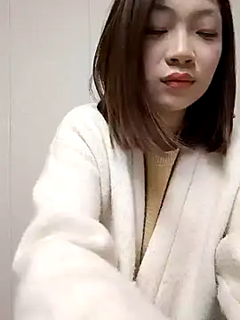 Snapshot of stutuya_20 chatting on 12/28/24, 12:45 stutuya 20 online show from 12/28/24, 12:45