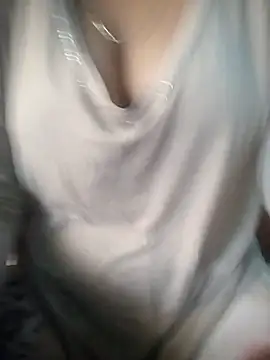 Snapshot of muskan-Sharma chatting on 09/11/25, 04:23 muskan-Sharma online show from 09/11/25, 04:23