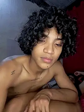 Snapshot of -Damian_Caliente- chatting on 01/04/25, 02:25 -Damian Caliente- online show from 01/04/25, 02:25