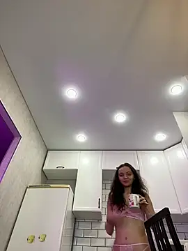 TheYourL online show from 02/19/25, 09:58