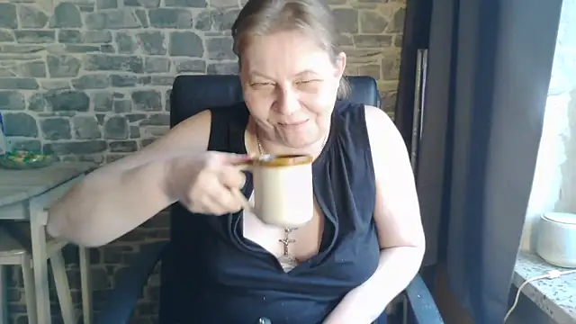 Sweet Phoenix online show from 02/02/26, 12:37