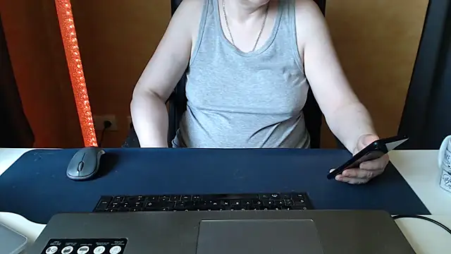 Sweet Phoenix online show from 05/19/26, 10:10