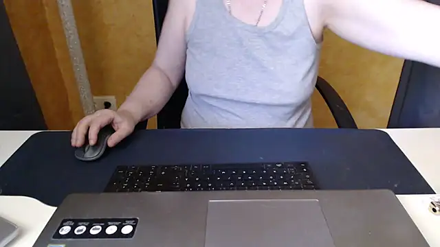 Sweet Phoenix online show from 06/04/26, 10:10