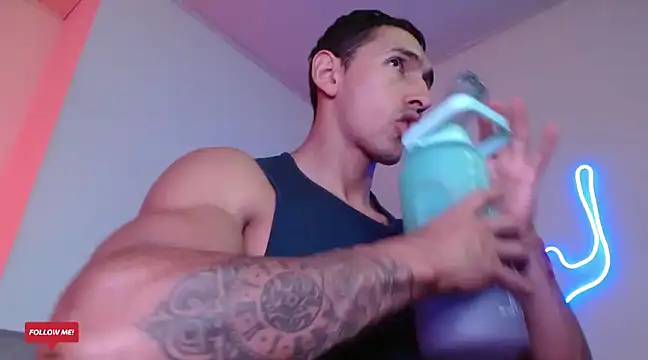 Joylopez fit online show from 01/28/25, 02:53