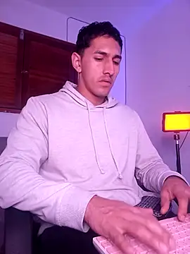 Joylopez fit online show from 11/29/25, 09:12