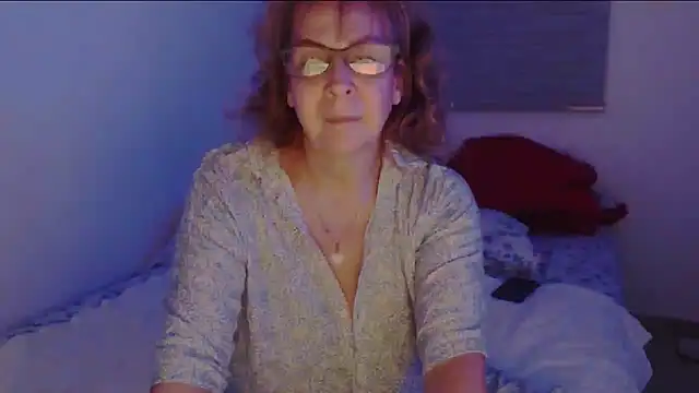 Snapshot of milchanel chatting on 01/15/25, 05:29 milchanel online show from 01/15/25, 05:29