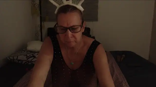 Snapshot of milchanel chatting on 01/25/25, 06:45 milchanel online show from 01/25/25, 06:45