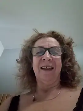 Snapshot of milchanel chatting on 02/06/25, 05:35 milchanel online show from 02/06/25, 05:35