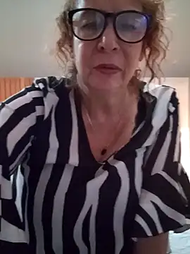 Snapshot of milchanel chatting on 02/25/25, 04:14 milchanel online show from 02/25/25, 04:14