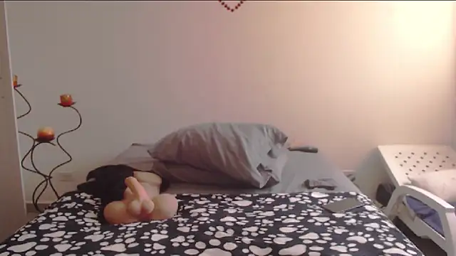 Snapshot of milchanel chatting on 03/13/25, 03:50 milchanel online show from 03/13/25, 03:50