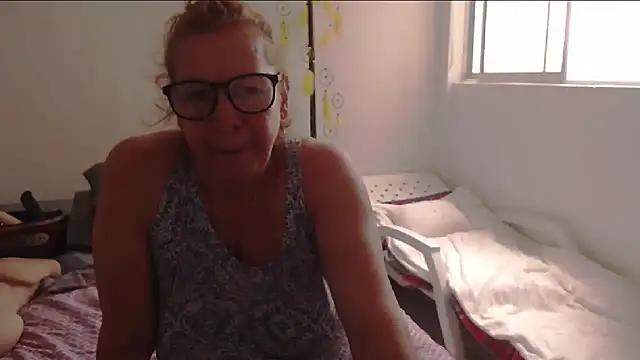 Snapshot of milchanel chatting on 03/14/25, 07:44 milchanel online show from 03/14/25, 07:44