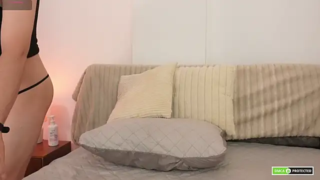 cute erelis  online show from 05/23/26, 10:14