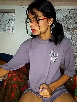 Snapshot of Enna_Zarza_ chatting on 09/26/25, 05:33 Enna Zarza online show from 09/26/25, 05:33