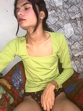 Snapshot of Enna_Zarza_ chatting on 11/30/25, 06:17 Enna Zarza online show from 11/30/25, 06:17