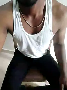 hot boy dic online show from 02/11/25, 10:04