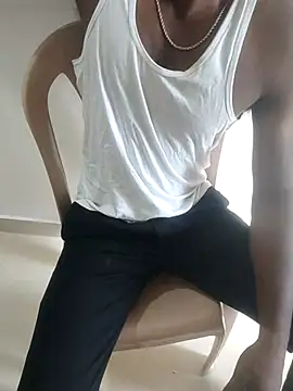 hot boy dic online show from 02/15/25, 09:27