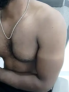 hot boy dic online show from 11/26/25, 09:32