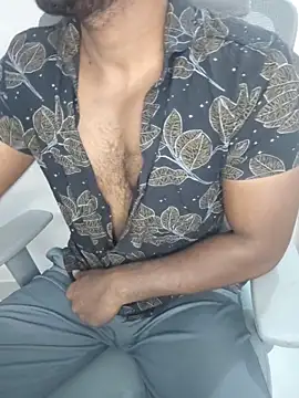 hot boy dic online show from 02/22/26, 02:04