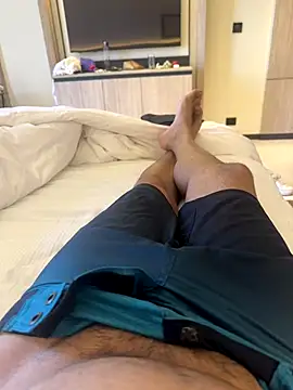 skyisthelimit12 online show from 10/26/25, 06:08