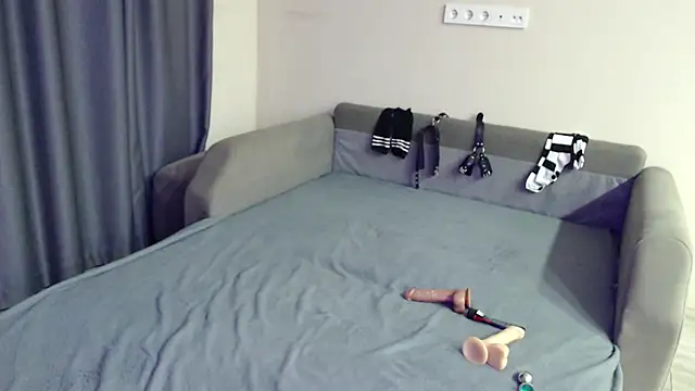 blaire  18 online show from 02/16/25, 04:53