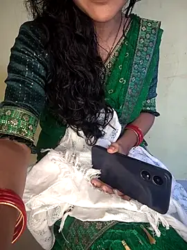 lovelygirl4567 online show from 09/24/25, 07:01