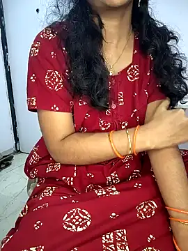 lovelygirl4567 online show from 11/03/25, 03:13