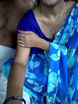 lovelygirl4567 online show from 02/18/26, 05:03