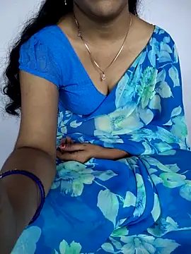 lovelygirl4567 online show from 02/27/26, 05:29