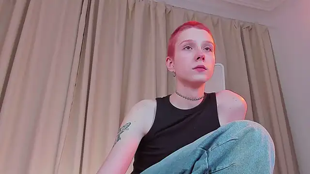 Snapshot of Iris_Pastels chatting on 02/24/25, 01:42 Iris Pastels online show from 02/24/25, 01:42