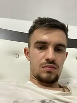 Snapshot of Demonpull69 chatting on 03/11/25, 12:22 Demonpull69 online show from 03/11/25, 12:22