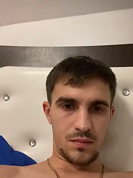 Snapshot of Demonpull69 chatting on 11/17/25, 07:30 Demonpull69 online show from 11/17/25, 07:30