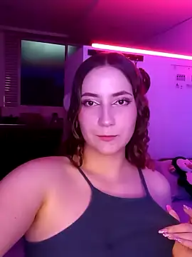 Snapshot of CuteSky__ chatting on 01/10/25, 01:42 CuteSky online show from 01/10/25, 01:42