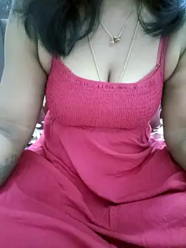 Snapshot of Tamil_Vishalini chatting on 11/11/25, 07:52 Tamil Vishalini online show from 11/11/25, 07:52