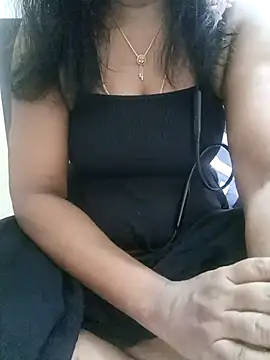 Tamil Vishalini online show from 02/21/26, 03:40