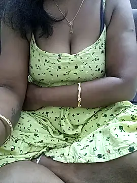 Snapshot of Tamil_Vishalini chatting on 04/29/26, 05:30 Tamil Vishalini online show from 04/29/26, 05:30