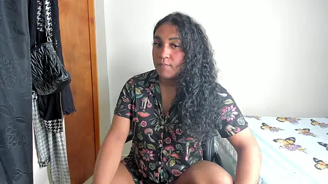 Snapshot of madisonbrunette chatting on 01/11/25, 03:44 madisonbrunette online show from 01/11/25, 03:44