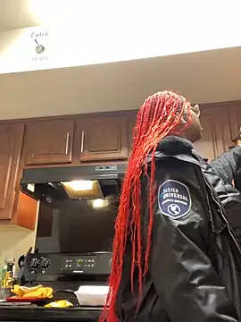 DamnBubbles online show from 02/09/25, 08:22