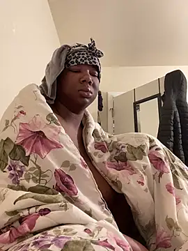 DamnBubbles online show from 03/18/25, 10:36