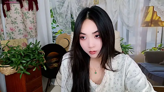 Snapshot of xiaotiantian-76 chatting on 03/08/26, 01:26 xiaotiantian-76 online show from 03/08/26, 01:26