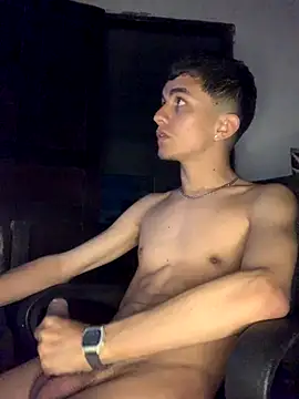 Snapshot of gabrielzinnnn085 chatting on 09/11/25, 09:26 gabrielzinnnn085 online show from 09/11/25, 09:26