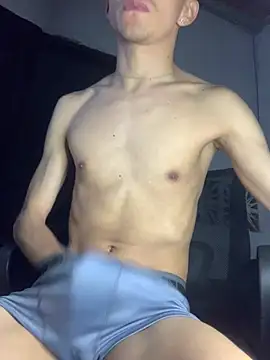 gabrielzinnnn085 online show from 03/05/26, 03:46